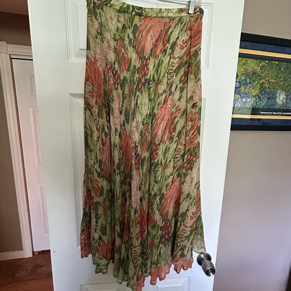 Floral Green and Pink Women's Skirt - Picture 2 of 3